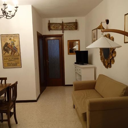 Appartement "In Centro" à Campagnano Di Roma Extérieur photo