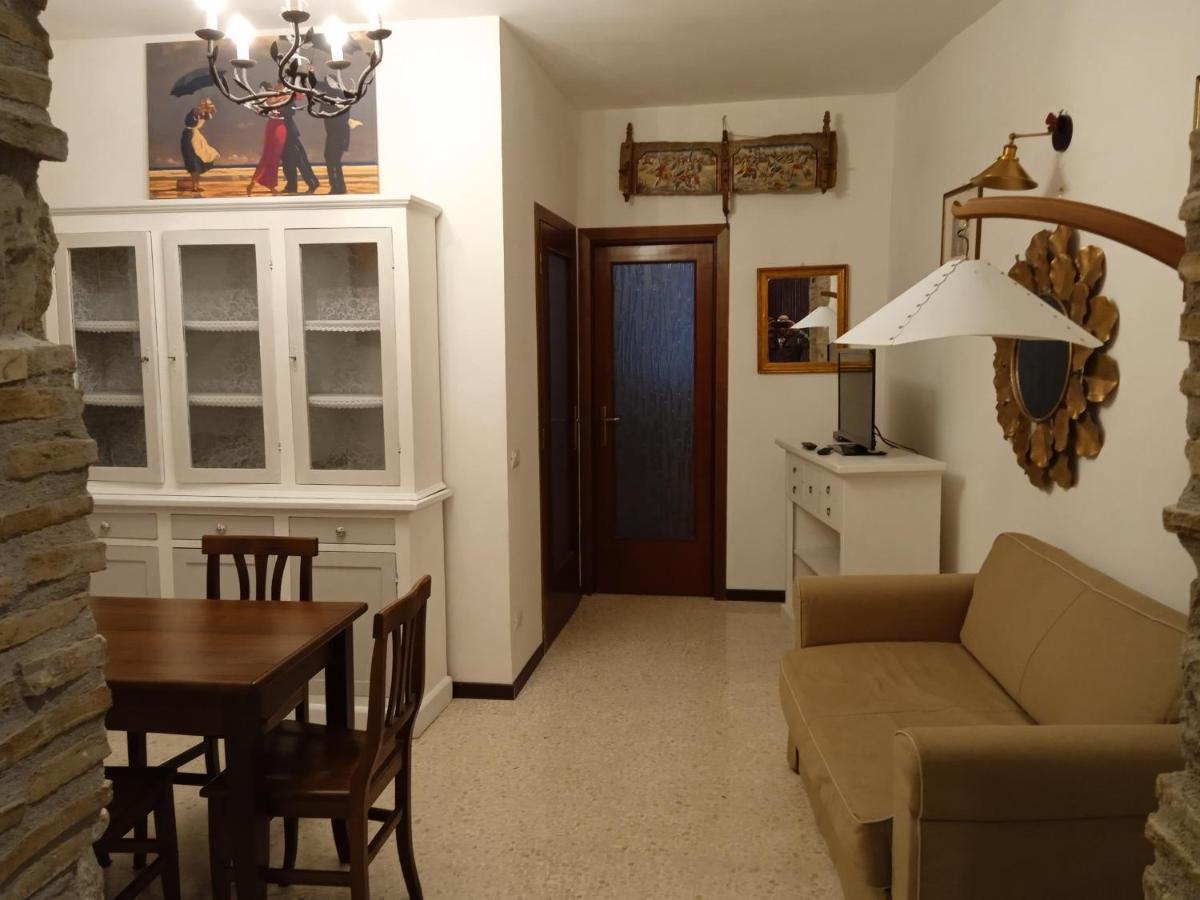 Appartement "In Centro" à Campagnano Di Roma Extérieur photo